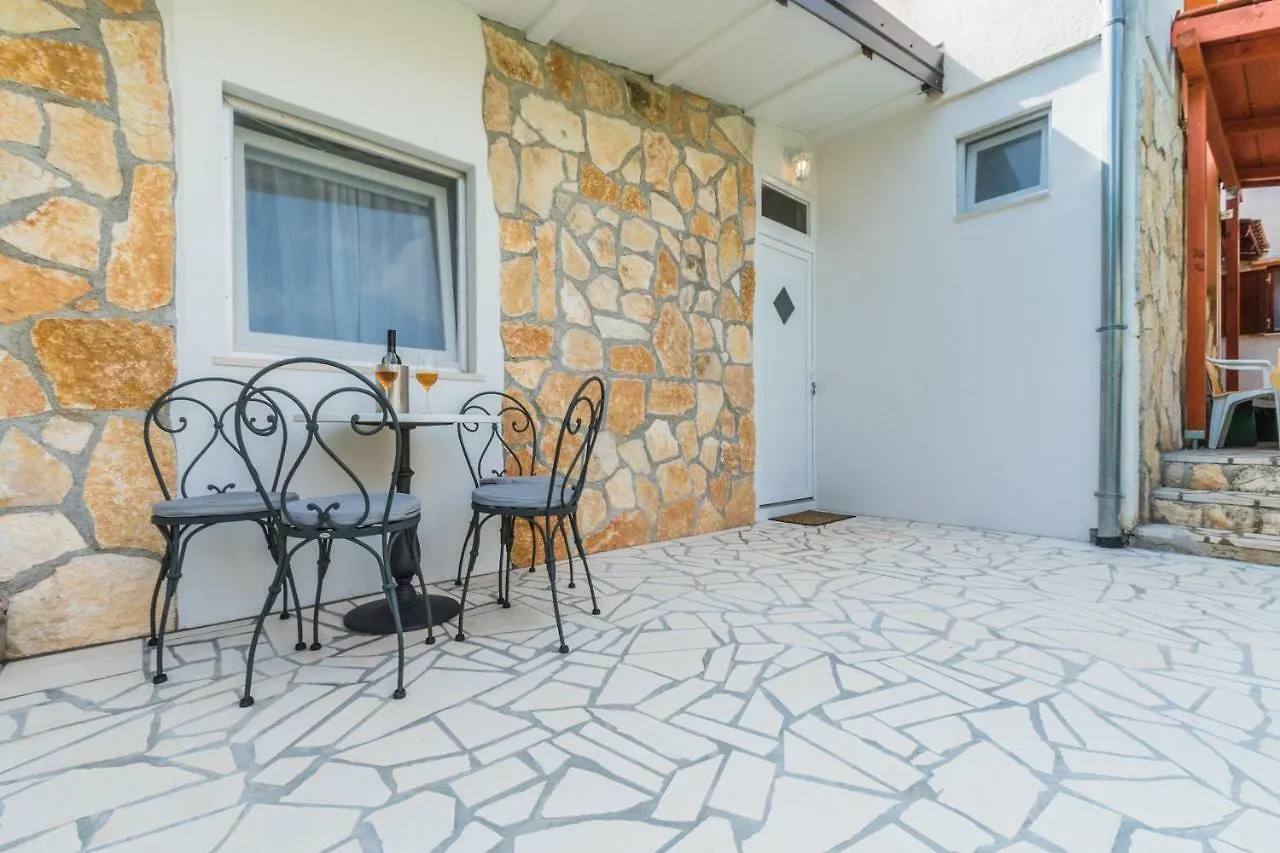 Apartment Marija Vižinada